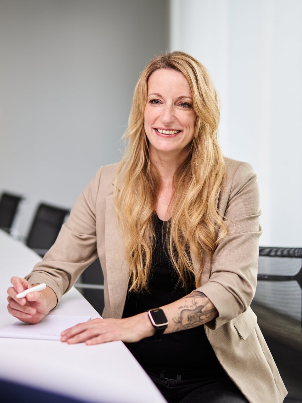 Dr. Bettina Klotz Dr. Bettina Klotz